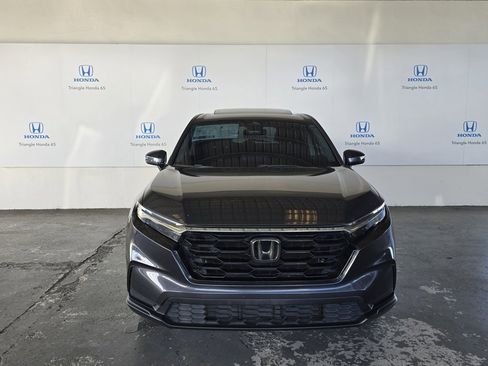 Used 2023 Honda CR-V EX image 2