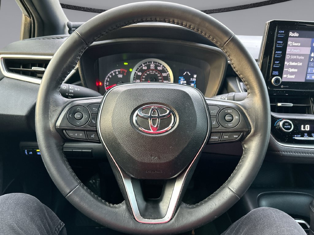 Used 2022 Toyota Corolla SE w/ SE Premium Package FWD image 14