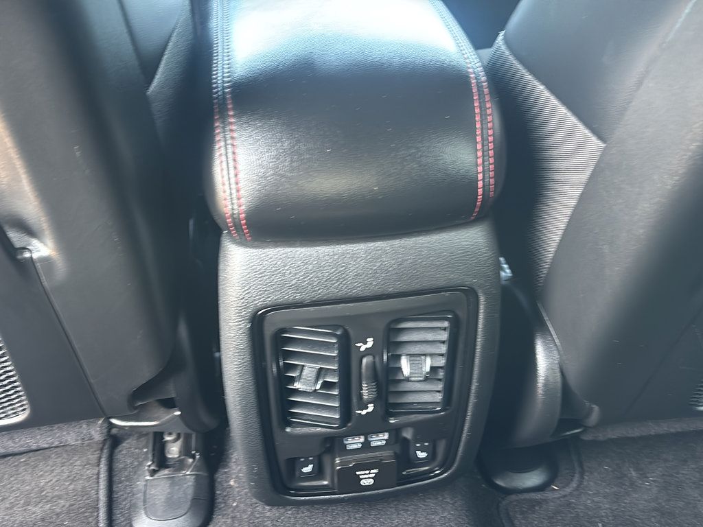 Used 2022 Dodge Durango R/T w/ Trailer Tow Group IV AWD/4WD image 19