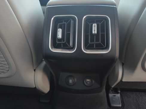 Used 2022 Kia Sorento EX w/ Panoramic Sunroof Package AWD/4WD image 65
