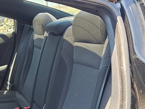 Used 2019 Dodge Charger SXT w/ Blacktop Package RWD image 8