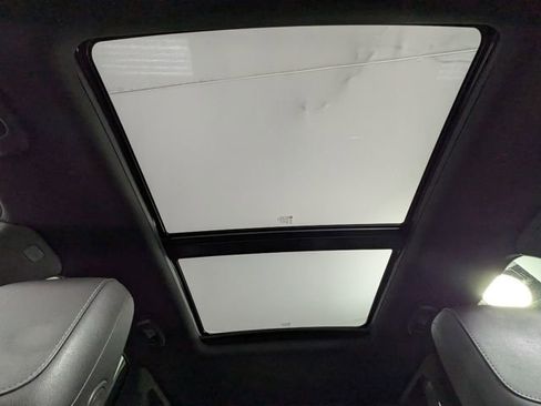 Certified 2022 Cadillac XT5 Premium Luxury image 8