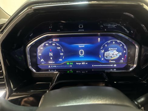 Certified 2025 Chevrolet Silverado 2500 LT w/ Convenience Package image 23