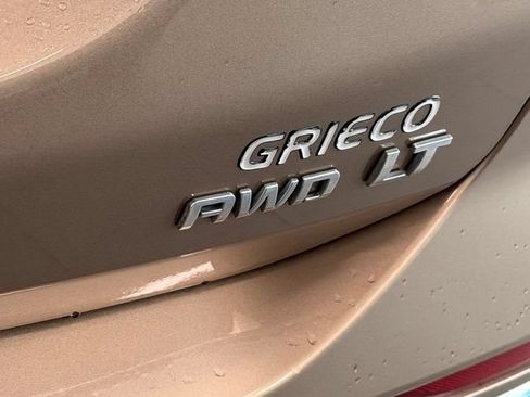 Certified 2018 Chevrolet Equinox LT AWD/4WD image 17