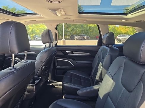 Used 2020 Kia Telluride SX image 6