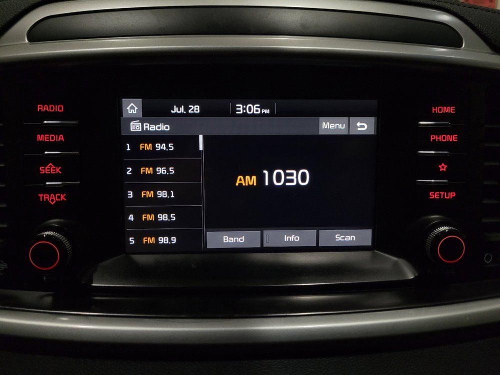 Used 2019 Kia Sorento AWD image 25
