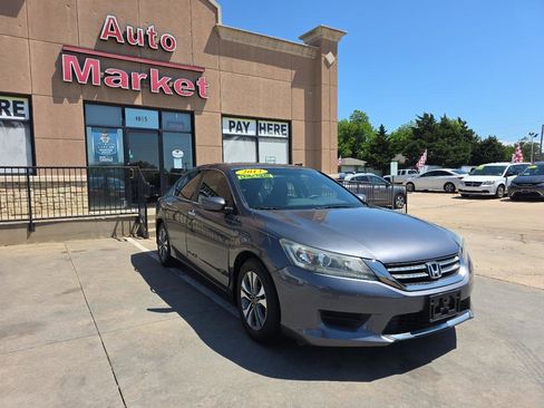 Used 2013 Honda Accord LX image 3