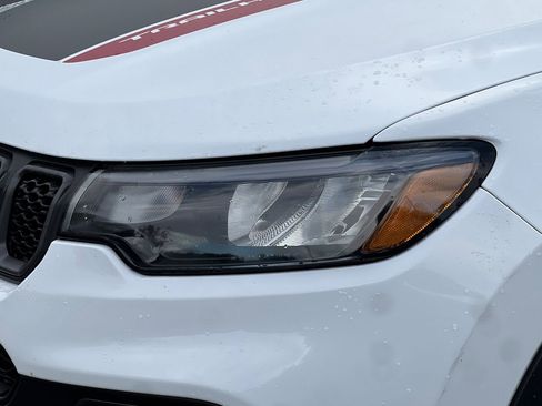 Used 2024 Jeep Compass Trailhawk image 51