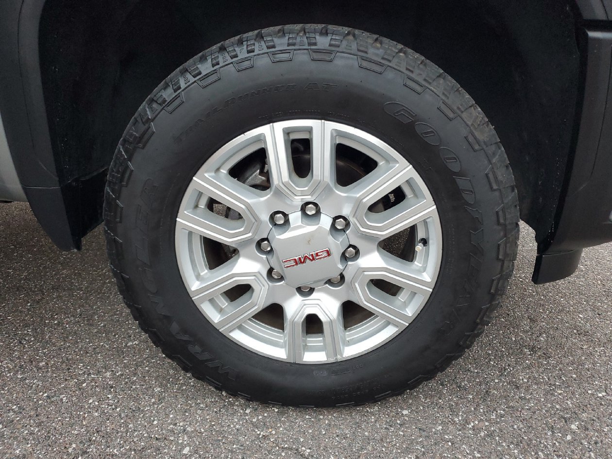 Used 2024 GMC Sierra 2500 SLT AWD/4WD image 5