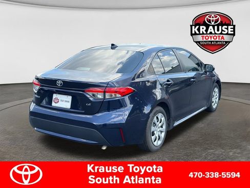 Used 2022 Toyota Corolla LE FWD image 8