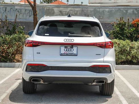 Used 2025 Audi Q5 Premium w/ Premium Plus AWD/4WD image 5