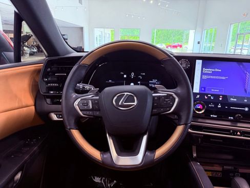 Certified 2025 Lexus RX 350 Premium FWD image 18