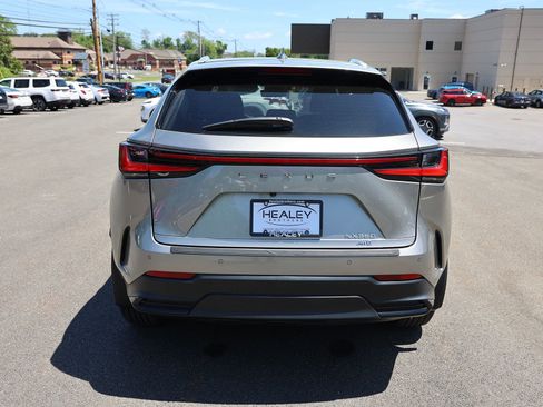 Used 2023 Lexus NX 350 AWD image 6