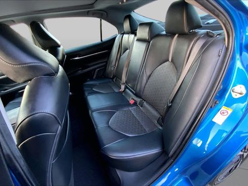 Used 2018 Toyota Camry XSE FWD image 20