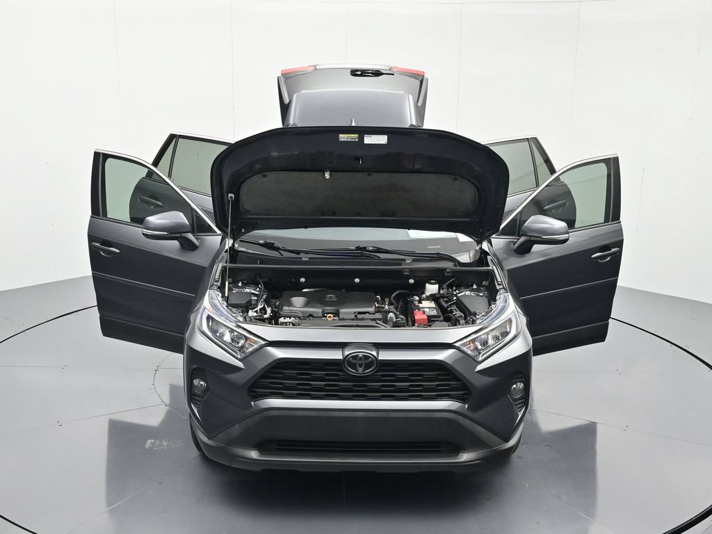 Used 2020 Toyota RAV4 XLE FWD image 43