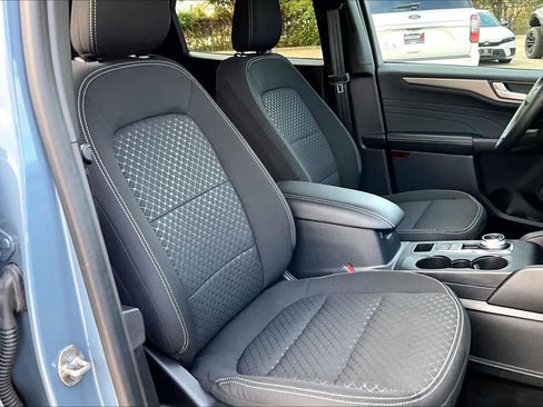 Used 2023 Ford Escape Active w/ Tech Pack #2 image 9