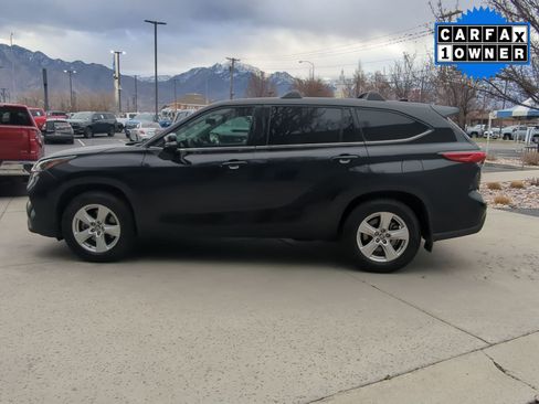 Used 2021 Toyota Highlander L image 3