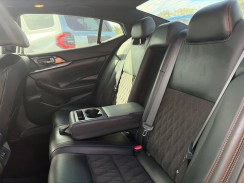 Used 2021 Nissan Maxima SR w/ Sport Mat Group FWD image 21