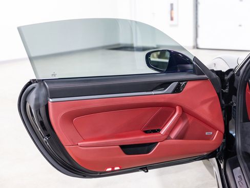 Used 2020 Porsche 911 Carrera S RWD image 28