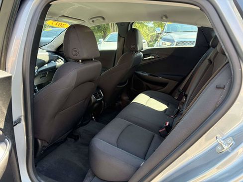 Used 2023 Chevrolet Malibu LT FWD image 3