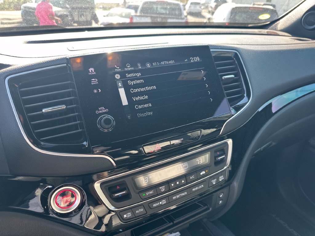 Used 2022 Honda Passport Elite image 17