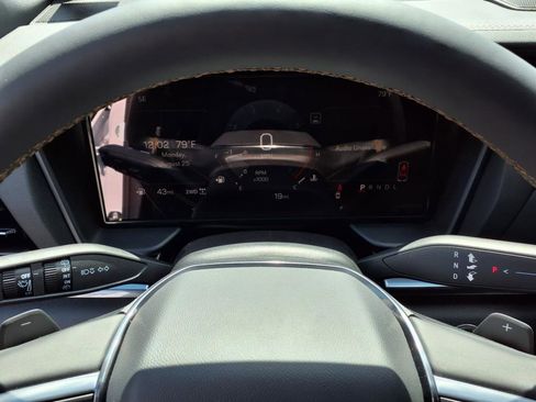 Used 2026 GMC Terrain AT4 w/ Convenience Package III image 11