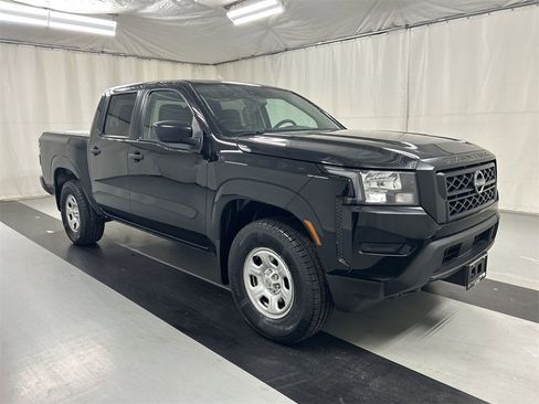 Used 2023 Nissan Frontier S w/ Technology Package image 2