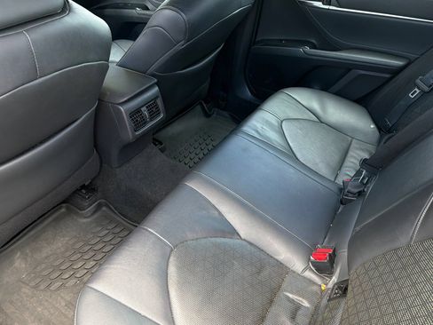 Used 2018 Toyota Camry XSE w/ Audio Package FWD image 14