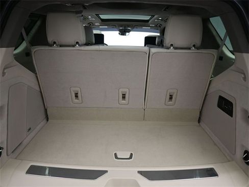 Used 2025 Cadillac Escalade Sport Platinum image 16