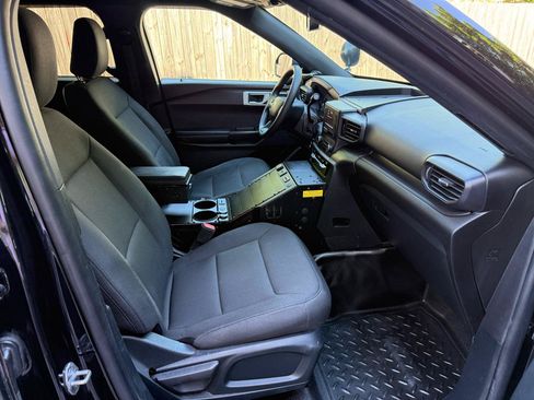 Used 2022 Ford Explorer 4WD Police Interceptor image 14