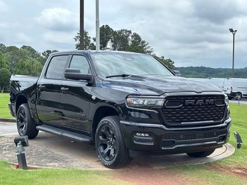 New 2026 RAM 1500 Express AWD/4WD image 9