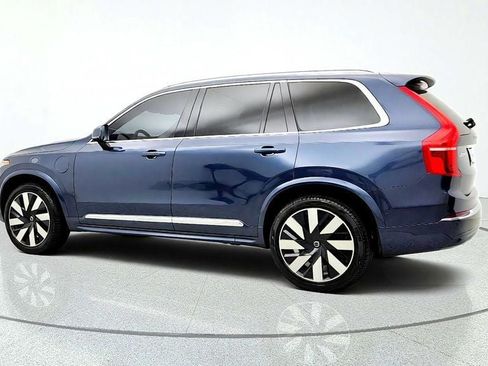 Used 2025 Volvo XC90 T8 Ultra w/ Protection Package AWD/4WD image 7