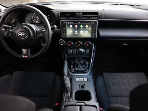 Used 2023 Toyota GR86 RWD image 2