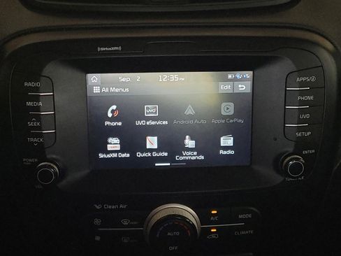 Used 2018 Kia Soul + image 25