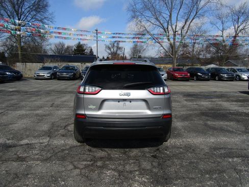 Used 2020 Jeep Cherokee Latitude Plus FWD image 6