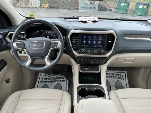 Used 2022 GMC Acadia Denali w/ Denali Ultimate Package FWD image 32