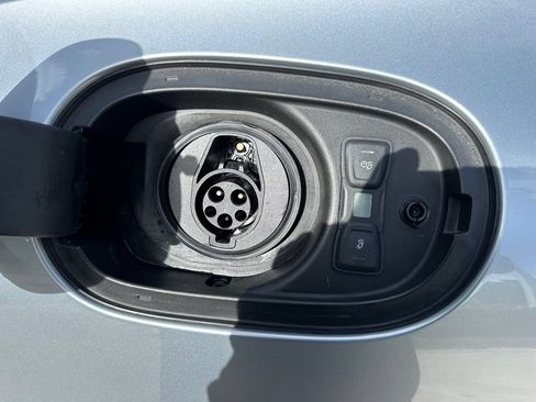 Certified 2018 Porsche Panamera 4 AWD/4WD image 44