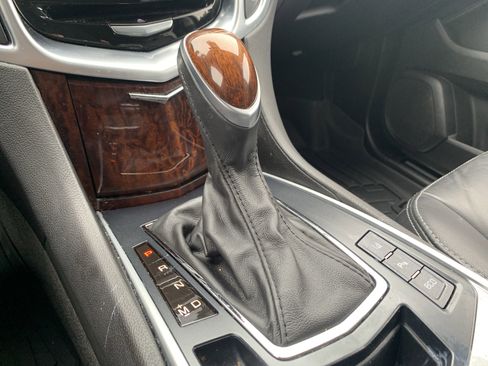 Used 2016 Cadillac SRX Luxury w/ Driver Awareness Package image 26