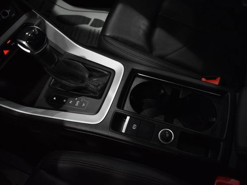 Used 2023 Audi Q3 2.0T Premium image 22