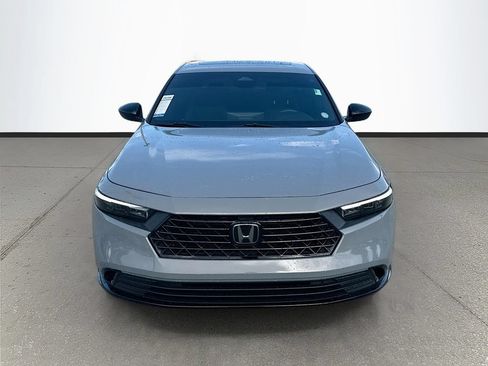 Used 2024 Honda Accord Sport image 2