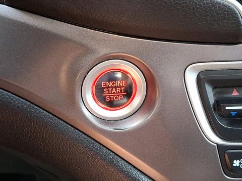 Used 2021 Honda Pilot EX-L image 25