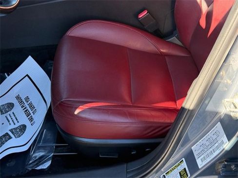 Used 2024 MAZDA MAZDA3 s image 16