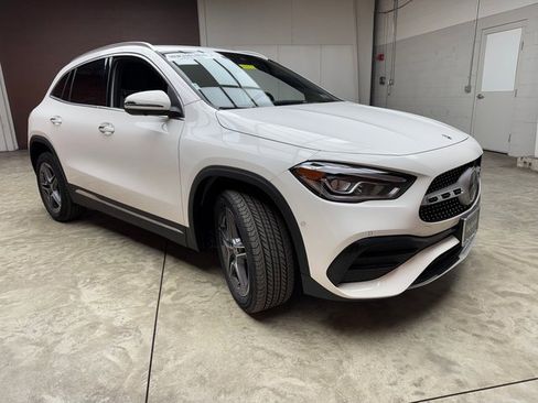 Certified 2022 Mercedes-Benz GLA 250 4MATIC image 7
