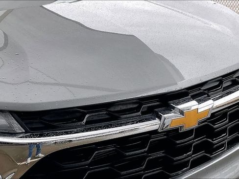 Certified 2025 Chevrolet Trax LT image 29