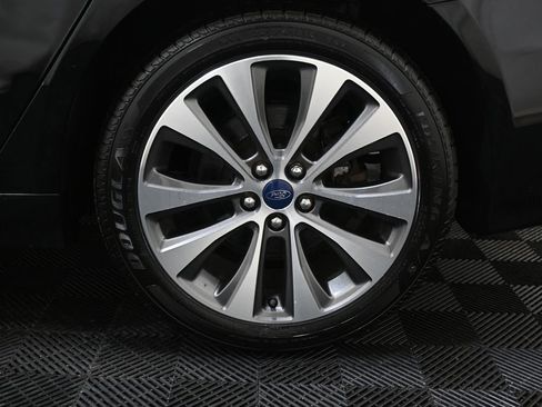 Used 2020 Ford Fusion SE AWD/4WD image 34