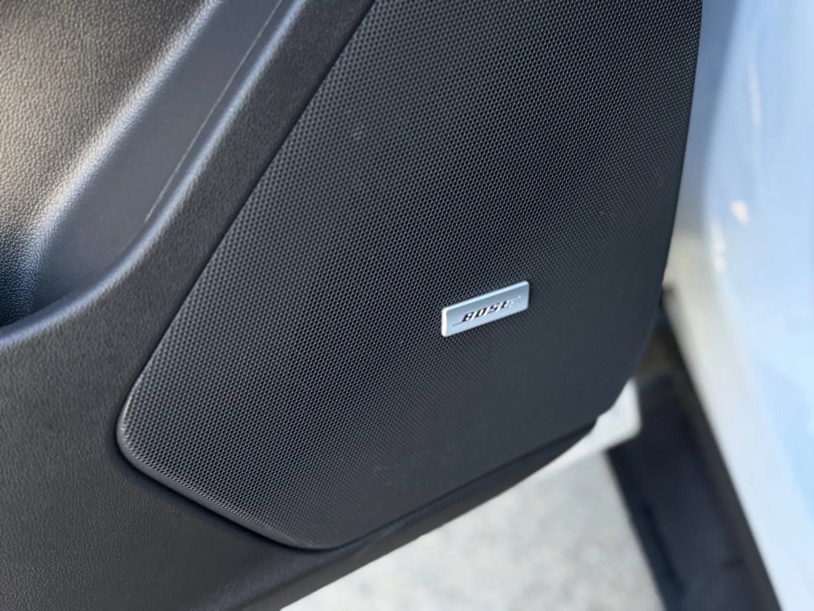 Used 2025 Cadillac XT5 Luxury w/ LPO, Floor Liner Package FWD image 26