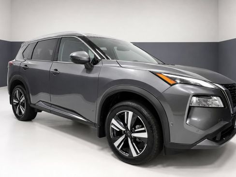 Certified 2023 Nissan Rogue SL w/ SL Premium Package AWD/4WD image 7