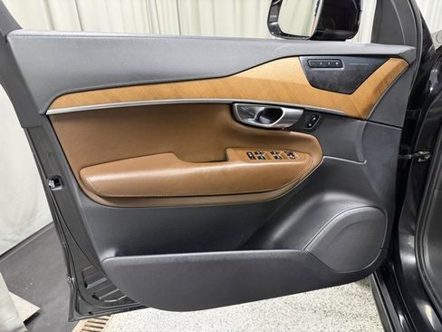 Used 2019 Volvo XC90 T6 Inscription w/ Luxury Package image 22