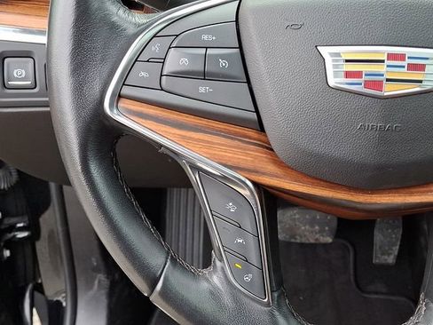 Certified 2023 Cadillac XT5 Premium Luxury image 17
