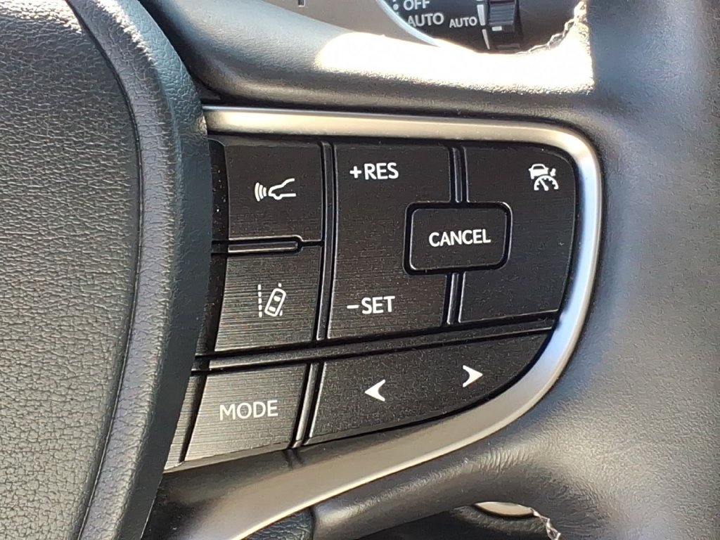 Used 2019 Lexus ES 350 w/ Premium Package FWD image 11